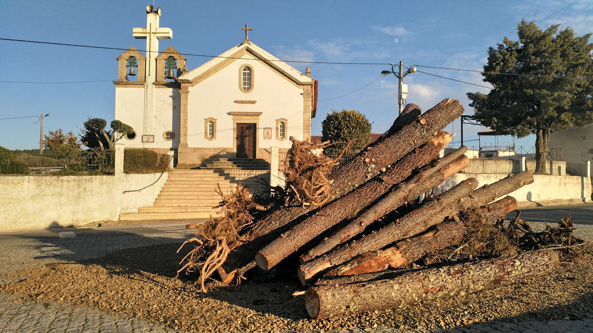Foto_Igreja_Madeiro.jpg